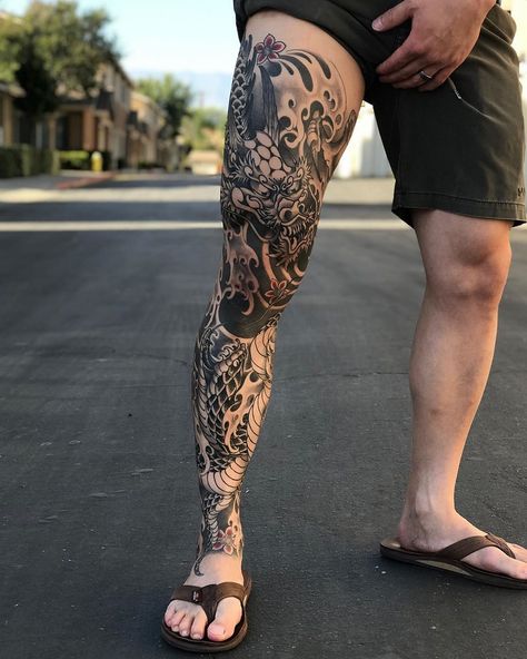 Japanese Leg Sleeve, Dragon Tattoo Leg, Japanese Leg Tattoo, Tattoo Pierna, Japanese Tattoos For Men, See Tattoo, Japanese Legs, Christian Sleeve Tattoo, Full Leg Tattoos