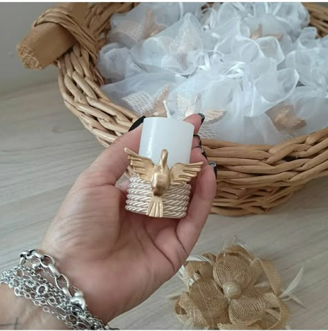 Baptism Party Decorations, Christian Christmas Decorations, Recuerdos Primera Comunion Ideas, Confirmation Party, First Communion Decorations, Communion Decorations, Catholic Decor, First Communion Favors, Catholic Crafts