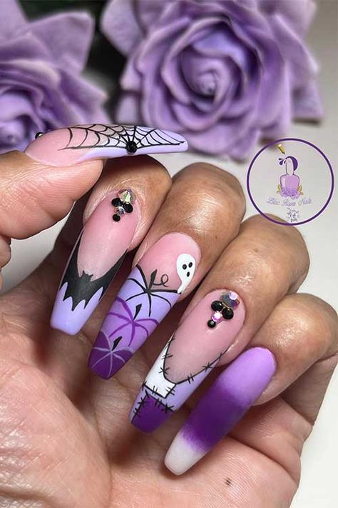 Purple And Silver Halloween Nails, Cute Purple Halloween Nails, Purple Bat Nails, Halloween Nail Purple, Purple Pumpkin Nails, Purple Black Halloween Nails, Purple Halloween Nails Acrylic, Spooky Nails Ideas, French Tip Nails Matte