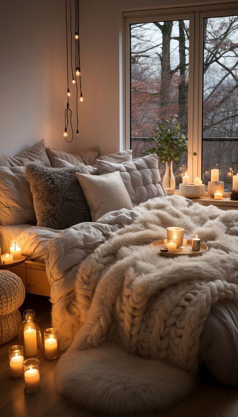 Chilling In Bed Aesthetic, Comfy Bed Aesthetic, Dream Bedroom Cozy, Festive Decor Ideas, Cozy Christmas Bedroom, Christmas Bedroom Ideas, Bedroom Inspiration Cozy, Dream Bedroom Inspiration, Luxury Room Bedroom