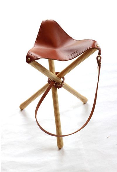 Diy Tripod, Camping Stool, Folding Camping Chairs, Leather Stool, Vintage Camping, Camping Chairs, Folding Stool, Leather Projects, Leather Furniture