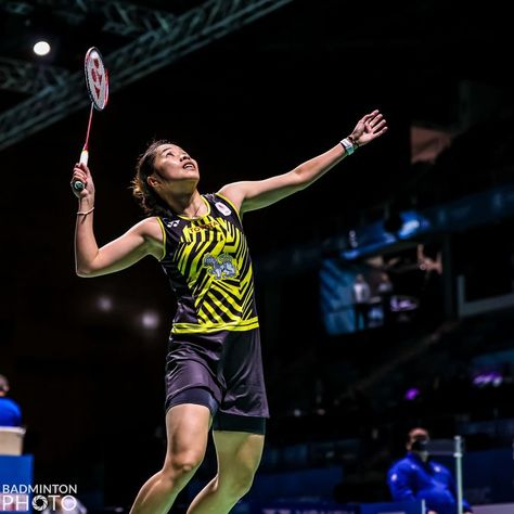 Ratchanok Intanon Badminton Outfit Women, Badminton Player, Olympic Badminton, Badminton Sport, Karma Quotes, Poses References, Journal Stickers, Badminton, Pose Reference