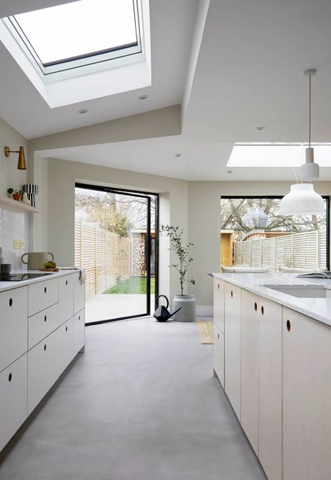 Kitchen Concrete Floor, Simple Modern Kitchen, Contemporary Open Plan Living, Kitchen Unit Designs, Home Kitchen Design, Kitchen Design Tips, Scandi Kitchen, Kitchen Concrete, Monochrome Bedroom