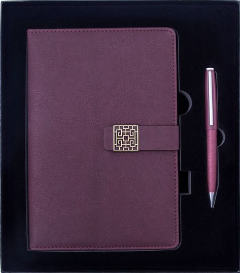 2018 Business Notebooks Gift Set With Pen Corporate Office Stationary Gift Set Aesthetic Diaries, Customized Notebooks, Corporate Notebooks, Professional Gift Ideas, Customized Diary, Corporate Diwali Gifts, Law Firm Logo Design, Gift Set Packaging, Office Notes