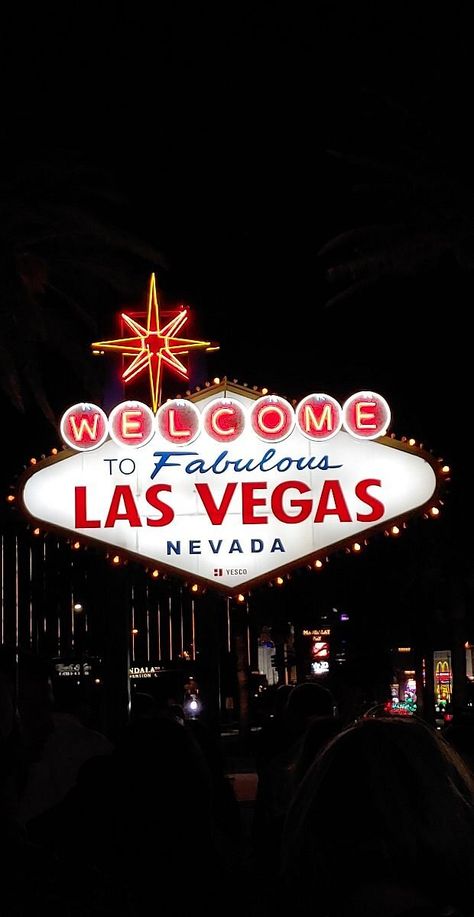 Welcome to Fabulous Las Vegas Sign - All You Need to Know BEFORE You Go Las Vegas Welcome Sign, Welcome To Fabulous Las Vegas Sign, Las Vegas Neon Signs, Las Vegas Sign Aesthetic, Las Vegas Wallpaper Iphone, Las Vegas Casino Aesthetic, Vintage Vegas Aesthetic, Vegas Invitations, Welcome To Vegas Sign