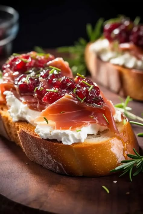 Cranberry and Prosciutto Crostini - BeCentsational Thanksgiving Potluck Recipes, Cranberry Crostini, Prosciutto Crostini, Thanksgiving Appetizers Easy, Crostini Appetizers, Delicious Thanksgiving, Charcuterie Recipes, Thanksgiving Appetizers, Holiday Feast