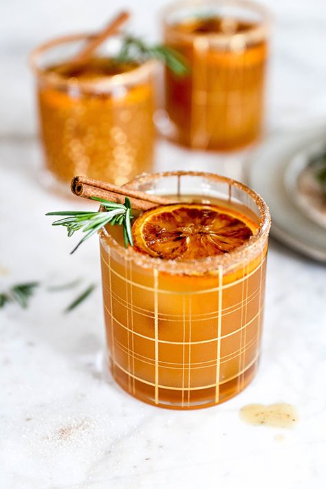 Amaretto Cocktails, Apple Cider Bourbon, Floating Kitchen, Apple Cider Cocktail, Fall Cocktails Recipes, Cider Cocktails, Seasonal Cocktail, Winter Cocktails, Bourbon Cocktails