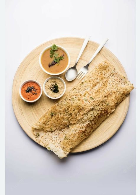 Rava Masala Dosa Masala Dosa Recipe, Rava Dosa, Masala Dosa, Dosa Recipe, Tomato Chutney, Coconut Chutney, Coconut Rice, South Indian Food, Rice Flour