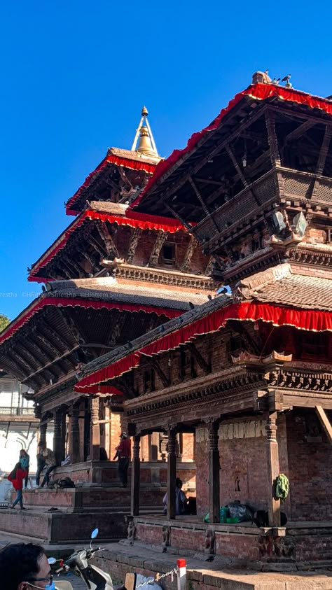 Nepal Wallpaper, Nepali Aesthetic, Nepal Aesthetic, Nepali Art, Pagoda Temple, Picture Tips, Nepal Culture, Durbar Square, Nepal Travel