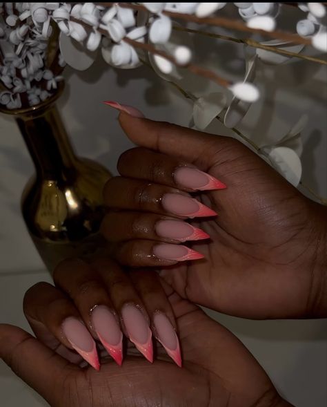 Pink Tip Nails, Celebrity Nails, Light Nails, Acrylic Toe Nails, Cute Acrylic Nail Designs, Long Acrylic Nails Coffin, Acrylic Nails Coffin, Hot Nails, Rhinestone Nails