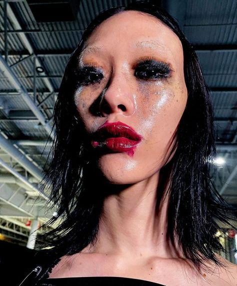 Balenciaga Makeup, Balenciaga Ss23, Team Nails, Sora Choi, Beauty Design, Big Thanks, My Team, Model Pictures, Selfie Poses