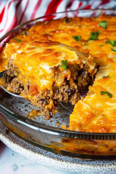 Mexican-Style Impossible Taco Pie Bisquick Taco Pie Recipe, Impossible Taco Pie 12 Tomatoes, Impossible Taco Pie Bisquick, Taco Pie With Bisquick, Impossible Taco Pie, Hamburger Meat Casseroles, Impossible Pies, Meat Casserole, Taco Pie