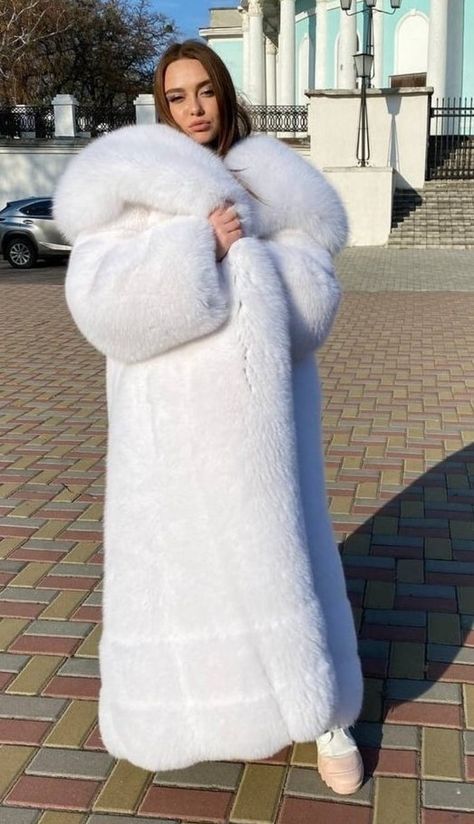 White Fluffy Coat, Girls Fur Coat, Fur Outfit, Pink Fur Coat, Black Fur Coat, White Fur Coat, Fluffy Coat, Fur Clothing, Fur Blanket