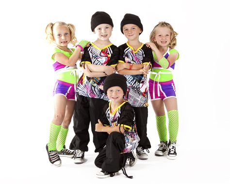 Hip Hop Dance Costumes, Competitive Dance, Dance Costumes Hip Hop, Dance Photoshoot, Dance Costume Ideas, Sport Bras, Picture Day, Dance Photos, Hip Hop Dance