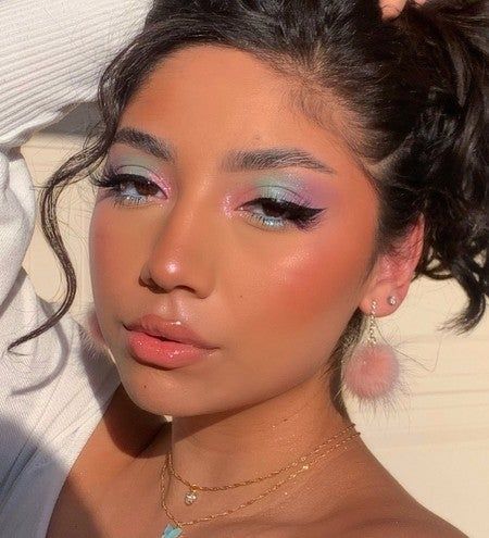 Pink And Blue Eye Makeup, Pastel Eyeshadow, Pastel Makeup, Dream Makeup, Edgy Makeup, Makeup Eye Looks, Creative Eye Makeup, Creative Makeup Looks, Spring Makeup