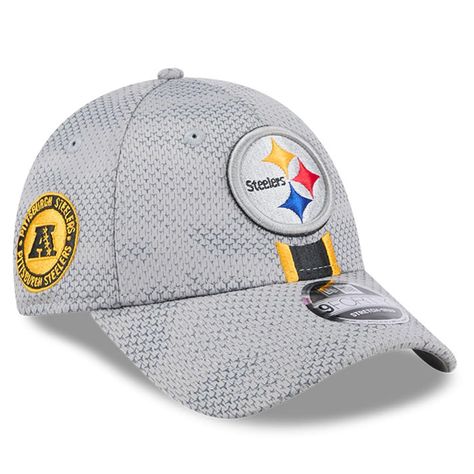 PRICES MAY VARY. Structured fit Stretch-Snap Curved bill Officially licensed Wipe clean with a damp cloth Get geared up for the upcoming NFL Season with this team 2024 NFL Sideline 9FORTY Stretch-Snap Hat. This New Era hat features a raised embroidered team logo on the front and a two-toned stripe running from the bottom of the logo to the base of the visor. With the team's name and conference embroidered on the right wear side, your team fandom will be present all year round! Pittsburgh Steelers Hats, Steelers Logo, Pittsburgh Steelers Logo, Hat Display, New Era Hat, Nfl Season, Mary Jane Shoes Womens, Disney Gifts, Pittsburgh Steelers