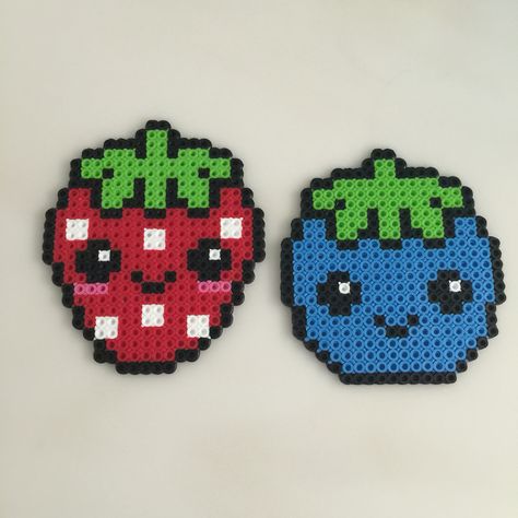 Strawberry and blueberry cuties!!! Perler beads Blueberry Perler Beads, Tiny Perler Bead Patterns Food, Blueberry Pixel Art, Fruit Perler Bead Patterns, Hama Beads Food, Food Perler Bead Patterns, Strawberry Perler Bead Pattern, Food Perler Beads, Perler Creations