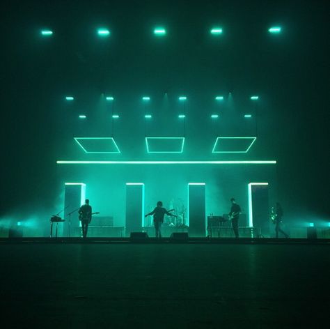 @tobiasrylander - articulating the 1975's mind, as Matty says. Stage Lighting Design, Concert Lights, Concert Stage Design, Stage Set Design, Church Stage Design, New Retro Wave, Church Stage, Concert Stage, Theatre Design