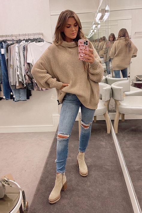 Tan Turtleneck Sweater Outfit, Women Turtleneck Outfit, Chunky Turtleneck Sweater Outfits, Ribbed Turtleneck Outfit, Oversized Turtleneck Outfit, Turtle Neck Sweater Outfits, Casual Turtleneck Outfit, Oversized Turtleneck Sweater Outfits, Jeans Sweater Outfit