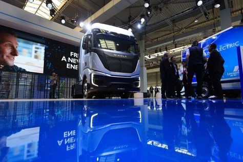 Nikola Tries to Ignite Market for Its Hydrogen Fuel-Cell Trucks - WSJ Cell Model, Hydrogen Fuel Cell, Hydrogen Fuel, Electric Truck, Heavy Duty Trucks, Fuel Cell, Fuel, Trucks, Marketing