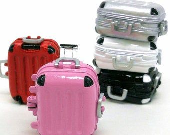 Suitcase Dollhouse, Dollhouse Art, Miniature Ice Cream, Barbie Doll Set, Diy Doll Miniatures, Barbie Doll House, Miniature Gift, Mini Things, Mini Foods