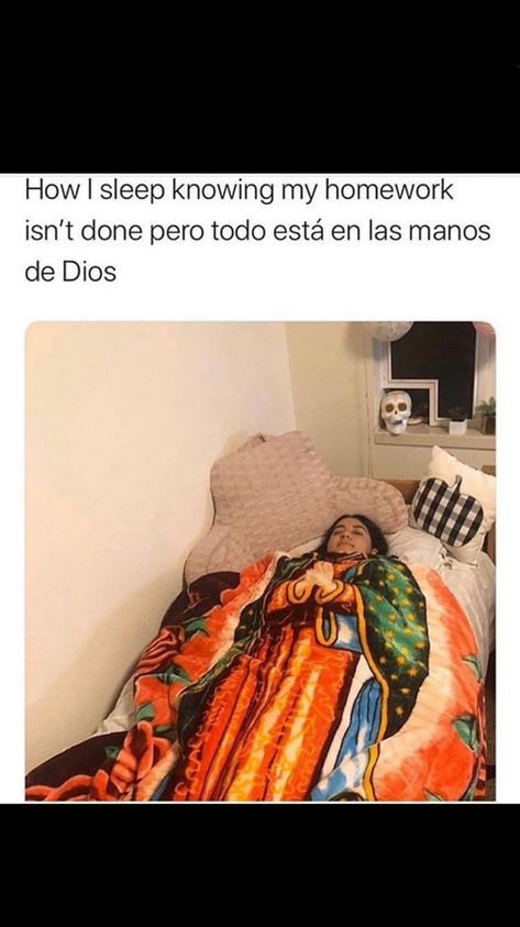 Funny Spanish Memes Chistes, Mexican Memes Pictures Mood, Mexico Memes Funny, Mexican Reaction Pics, Funny Hispanic Memes Hilarious, Memes In Spanish Funny, Latinas Be Like, Funny Hispanic Jokes, Mexican Rizz Pickup Lines