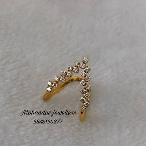 Vadungila Ring Design, Rings For Women Gold Indian, Gold Ring Design For Women Indian, Vanki Ring Design, Flower Costume, Antique Gold Jewelry Indian, Gold Jewelry Simple Necklace, Gold Mangalsutra Designs, Modern Necklace