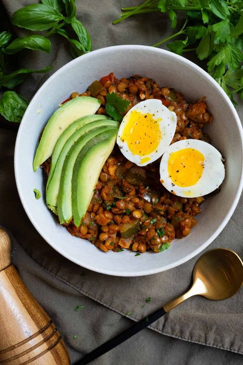 Eggs and Lentils for Breakfast - always from scratch Lentil Dinner Recipes, Lentil Recipes Easy, Red Lentil Recipes, Longevity Recipes, High Fiber Breakfast, Breakfast Soup, Prep Breakfast, Lentil Dishes, Breakfast Bread Recipes