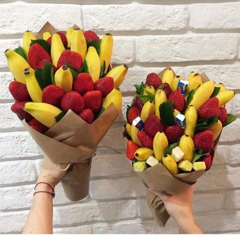 🍊🍉🍇🍍🍋🍌🍒🍓 Bouquet Ideas Birthday, Fruit Bouquet Ideas, Vegetable Bouquet, Fruit Bouquet, Food Bouquet, Fruits Decoration, Fruit Creations, Edible Bouquets, Fruit Basket Gift