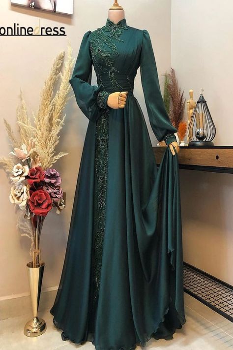 Hijab Gown, High Low Evening Dresses, Dubai Women, Muslim Evening Dresses, Turkish Dress, Fashion Show Dresses, Moroccan Caftan, Women's Evening Dresses, Caftan Dress