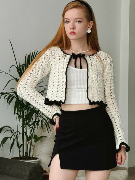 Diy Cardigan From Shirt, Old Money Cardigan, Outfit Ideas Korean Style, Crochet Cardigan Outfit, Cardigan Tutorial, Diy Cardigan, Crochet Diy Tutorial, Crochet Sweater Design, Crochet Case