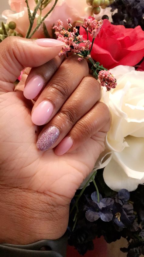 Nude Pink Nails Pink Nails With Sparkle, Nails Pale Pink, Nude Pink Nails, Inspired Nails, Sparkle Nails, Nude Pink, Love Nails, Almond Nails, Nail Design