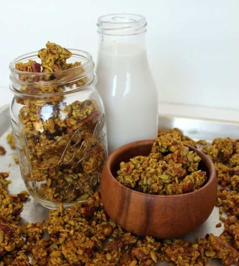 Ginger Granola, Histamine Diet, Granola Clusters, Low Histamine Diet, Low Histamine, Coffee Cart, Paleo Baking, Granola Recipe, Fall Spices