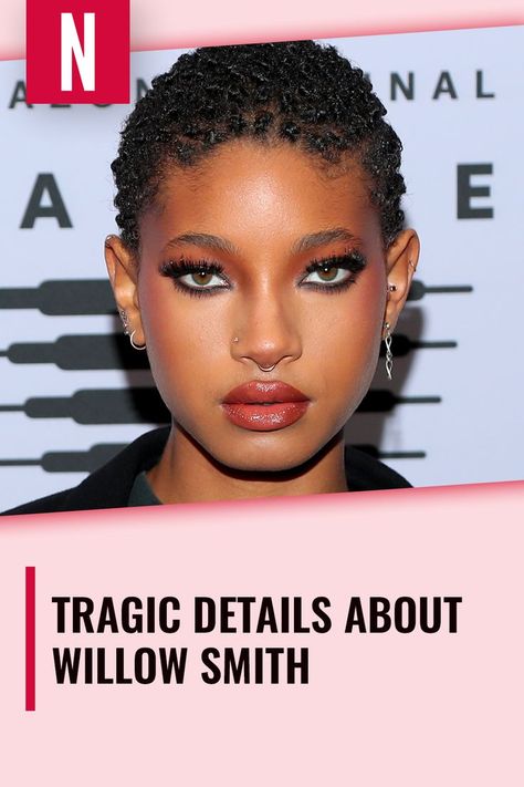 Willow Smith was born in the spotlight, but her life hasn't always been shiny and bright. The musician has overcome many personal and professional hardships. #WillowSmith #WillSmith Willow Smith, In The Spotlight, Will Smith, Swift, Musician, Celebrities