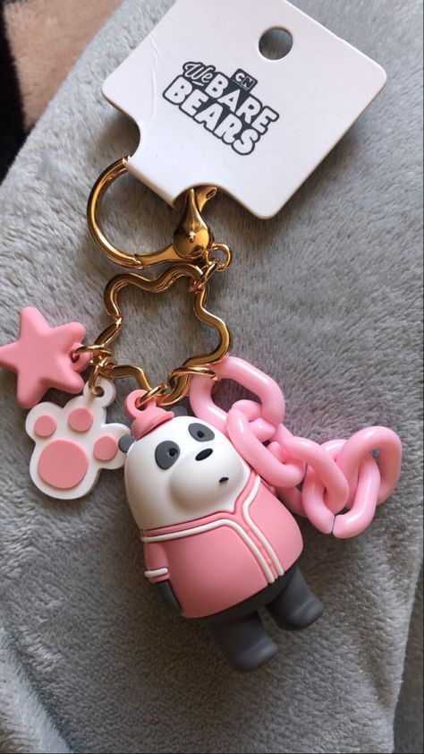 Webarebears Aesthetic, Keychains Aesthetic, Cute Emoji Combinations, Stranger Things Funko Pop, Emo Accessories, Hello Kitty Imagenes, Phone Case Diy Paint, Keychain Pink, Baby Boy Outfits Swag