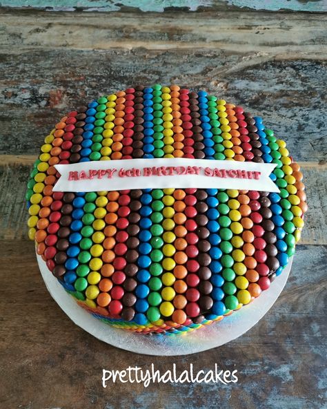 Mnm birthday cake. Mnm Cake Birthdays, Mnm Cake, Recipe Notes, Savoury Cake, Goat Cheese, Clean Eating Snacks, Yeast, Zucchini, Goats