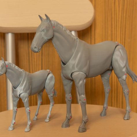 3D Printable 1:12 Scale Horse Poseable Figure by Terry Bassett 3d Printer Stl Files, 3d Horse, 3d Things, Model City, 3d Printer Files, Horse Drawing, Digital Printer, Horse Barn, Stl Files