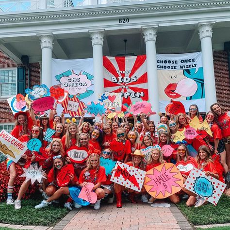 Chi Omega bid day sorority go Greek college women recruitment school apparel decor event inspiration women style photoshoot inspiration Friends Bid Day Theme, Life Is Good Bid Day Theme, Alpha Chi Omega Bid Day Themes, Colorful Bid Day, Gamma Chi Signs Bid Day, Axid Bid Day, Katie Evans, Sorority Photoshoot, Chi Omega Sorority