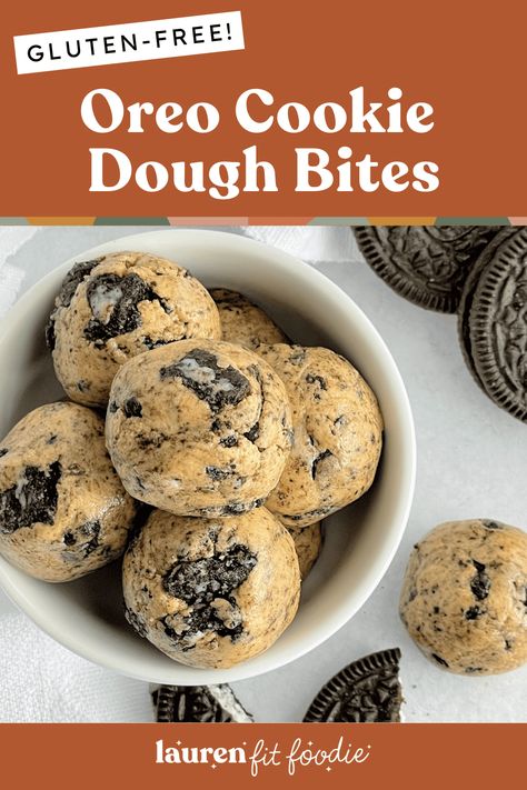 OMG y’all these Oreo Cookie Dough Bites are insane. Less than 50 calories per bite, made with just 6 ingredients, they taste just like cookie dough with crunchy Oreo cookies mixed in!! Oreo Cookie Dough, Vegetarian Cookies, Cookie Dough Bites, Crushed Oreos, Fit Foodie, Oreo Cookie, Vanilla Protein Powder, Cookie Mix, Foodie Recipes