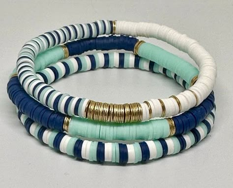 Beach Bracelet Set, Surfer Style Bracelets, Preppy Bracelets, Stacking Bracelets, Boho Bracelets - Etsy Beach Clay Bead Bracelet Idea, Bracelets Preppy, Bracelets Stacking, Taylor Bracelets, Preppy Bracelets, Bracelets Boho, Bracelets Etsy, Clay Bead Bracelet, Beach Bracelet