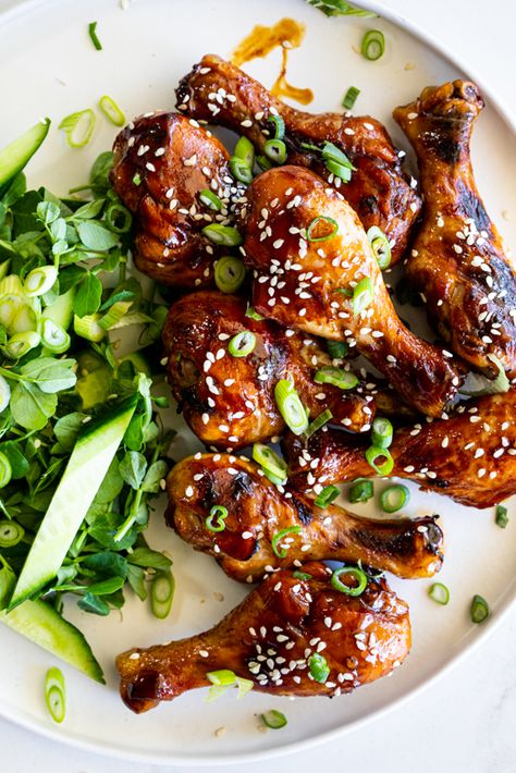 Honey Soy Chicken Marinade, Honey Soy Chicken Drumsticks, Chicken Legs In Oven, Honey Baked Chicken, Chicken Drumsticks Recipe, Easy Oven Baked Chicken, Drumsticks Recipe, Honey Soy Chicken, Chicken Breast Crockpot Recipes