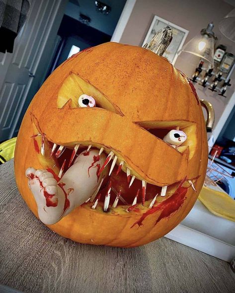 Halloween Scary Pumpkins, Pumpkin Carving With Teeth, Gory Pumpkin Carving, Pumpkin Carving Competition, Medusa Pumpkin Carving, Pumpkin Eating Baby Pumpkin Carving, Scary Pumpkin Decorating, Pumkin Decorate Ideas, Scary Pumpkin Ideas