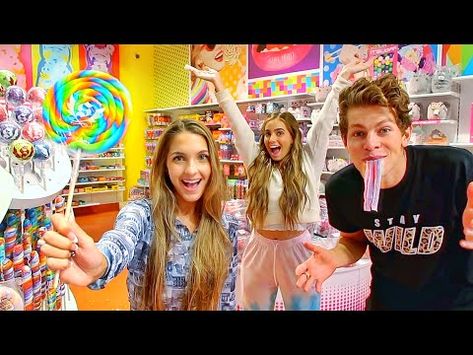 (4) LIVING IN A CANDY STORE ALL DAY!! - YouTube Candy Videos, Craft Work For Kids, Types Of Candy, Baby Videos, New Funny Videos, Funny Dude, Candy Store, Baby Gif