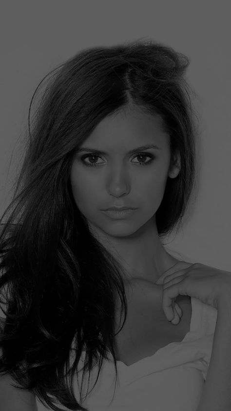 Nina Dobrev Professional Hairstyles For Men, Hot Wallpapers, Prettiest Celebrities, Look Wallpaper, Wallpapers For Iphone, Katherine Pierce, Adriana Lima, Nina Dobrev, Professional Hairstyles