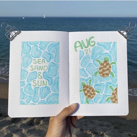 Summer Notebook Cover, Summer Journal Ideas, 2023 Bujo, Beach Journal, Bullet Journal Month, Summer Journal, Bullet Journal Ideas Templates, Creating A Bullet Journal, Bullet Journal Cover Ideas