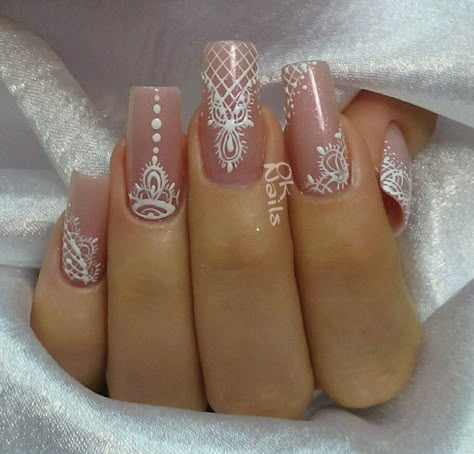 Indian Nails, Lace Nail Art, Henna Nails, Nails Beautiful, Bridal Nail Art, Lace Nails, White Nail Polish, Nail Art Wedding, White Nail