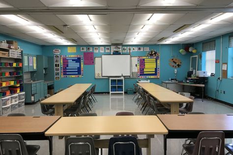 Classroom wall color Classroom Paint Colors Wall Schools, Classroom Painting Ideas, Classroom Paint Colors, Classroom Paint Colors Wall, Classroom Painting Ideas Walls, Lesson Plans For Middle School, Classroom Painting, Classroom Walls Paint, Art Classroom Management