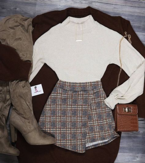 Wrap Skort Outfit, Crop Top With Cardigan, Sweater Skirt Outfit Fall, Sweater Skirt Outfit, Skirt Outfit Fall, Plaid Skort, Wrap Skort, Outfit 2022, Outfit Layout