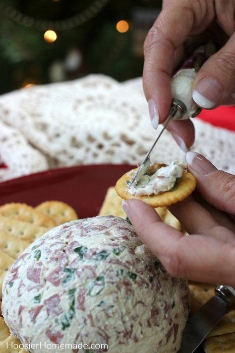 Cheese Ball Recipe | This classic cheese ball is a favorite with everyone! Perfect for the holidays or any occasion! #cheeseball #holidayappetizer #christmasappetizer #cheeseballrecipe Cheese Ball Recipe, Easy Cheese, Cheese Ball Recipes, Balls Recipe, Christmas Appetizers, Cheese Ball, Appetizer Snacks, Finger Foods, Crackers