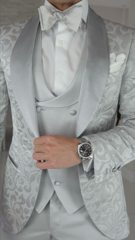 Silver Prom Suits, Suits For Men Wedding, Men Wedding Suits, Suit For Men Wedding, Groom And Groomsmen Suits, Prom Suits For Men, Wedding Tux, Classy Suits, Wedding Suits Groom